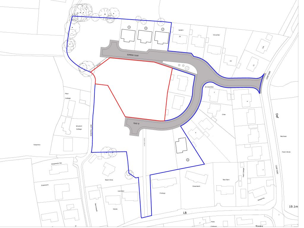 Lot: 33 - OVER THREE-QUARTERS OF AN ACRE FREEHOLD LAND WITH PLANNING FOR SEVEN DETACHED BUNGALOWS - A Plan Showing the Site